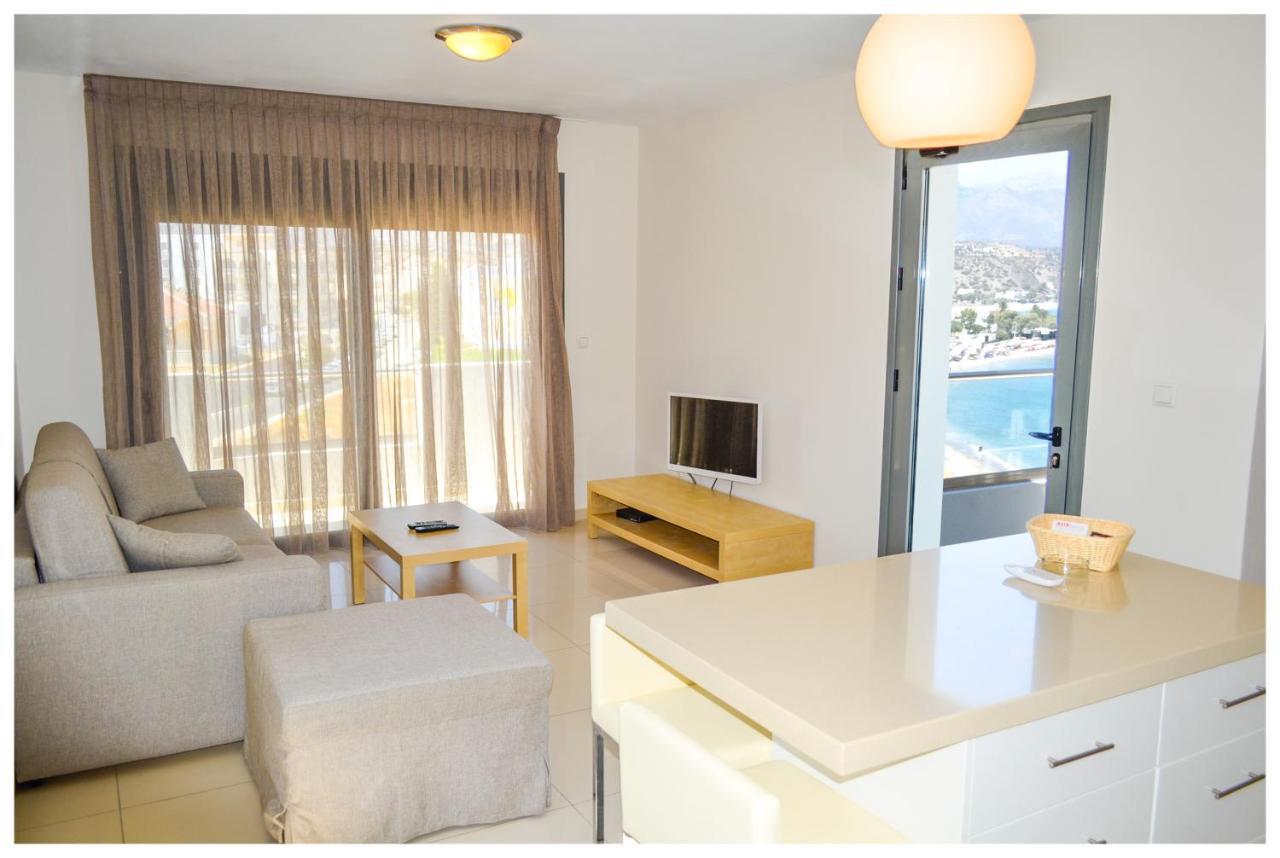 Potideon Bay Luxury Apartments カルパトス エクステリア 写真